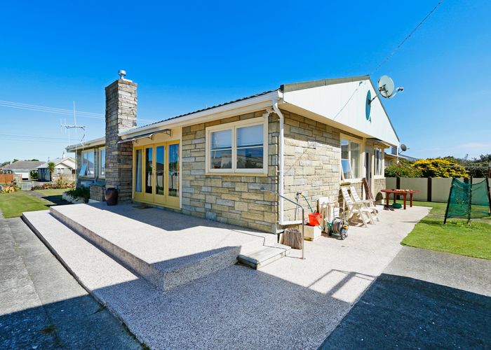 Free property data for 13 Road, Opunake homes.co.nz