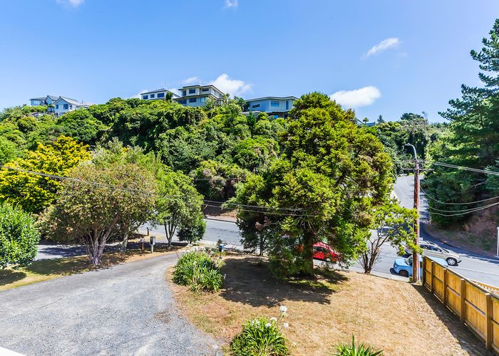 at 1/124 Middleton Road, Churton Park, Wellington