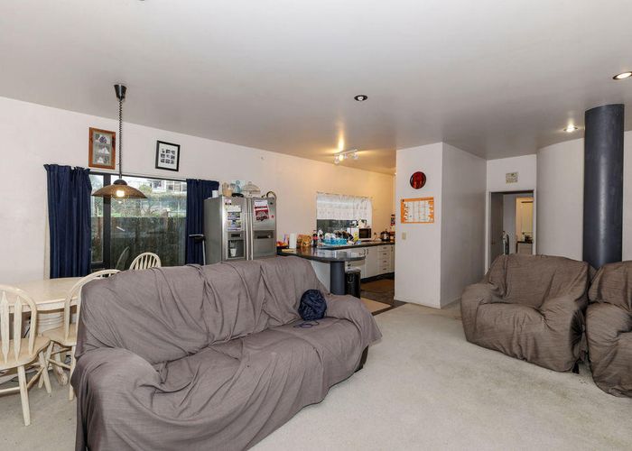  at 1A Valron Road, Te Atatu South, Auckland
