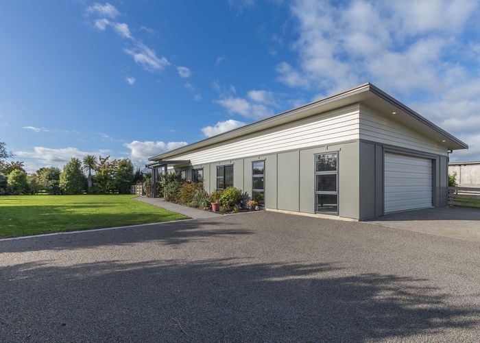  at 7 Grefor Lane, Waitarere, Levin