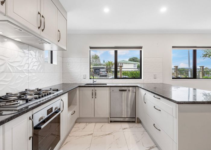  at 166 Ennis Avenue, Pakuranga Heights, Manukau City, Auckland