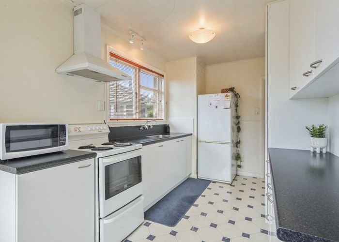  at 5 Dana Place, Mairehau, Christchurch City, Canterbury