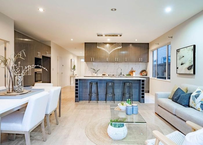  at 22 Ballindrait Dr, Flat Bush, Manukau City, Auckland