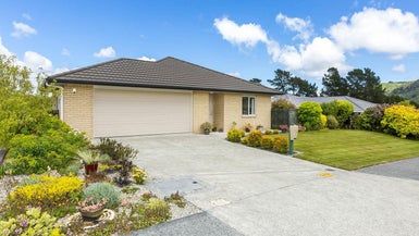  at 34 Sunstone Crescent, Brown Owl, Upper Hutt