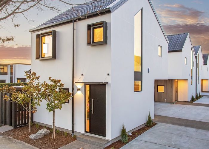  at 3/125 Canon Street, Edgeware, Christchurch