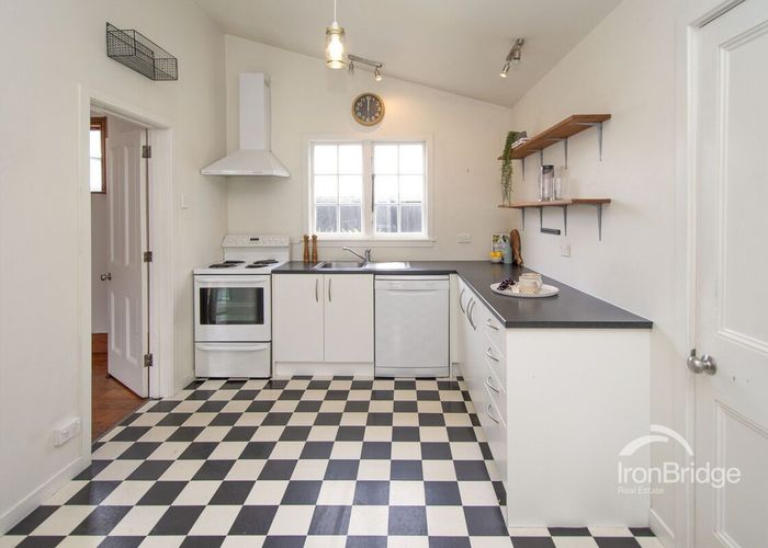  at 1 Cumberland Street, Richmond, Christchurch City, Canterbury