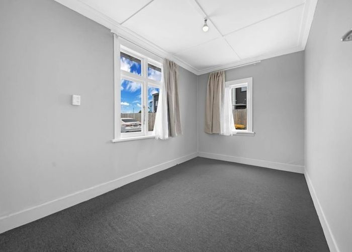  at 46  Swaffield Road, Papatoetoe, Manukau City, Auckland