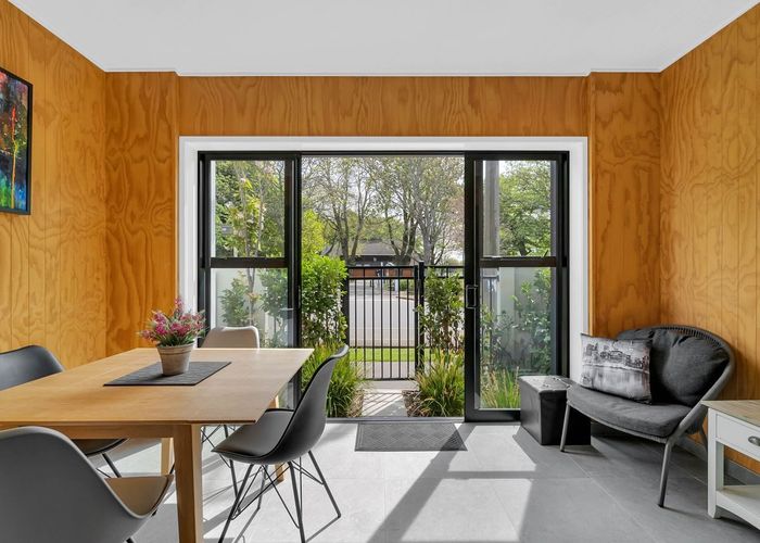 at 2/420 Hagley Avenue, Christchurch Central, Christchurch