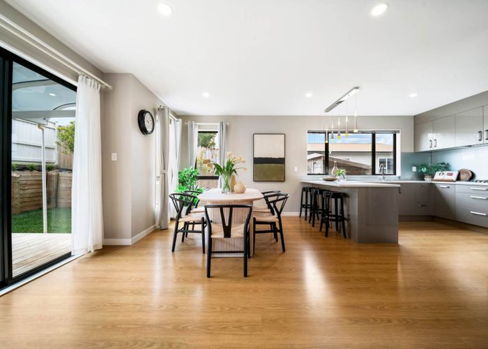  at 674 East Coast Road, Pinehill, North Shore City, Auckland