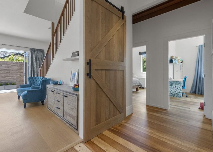  at 1/50 Norwood road, Bayswater, Auckland