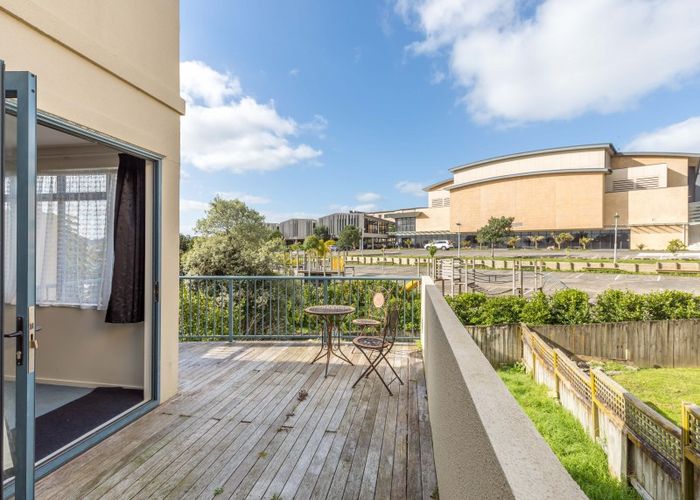  at 6-8/9 Pannill Place, Oteha, Auckland