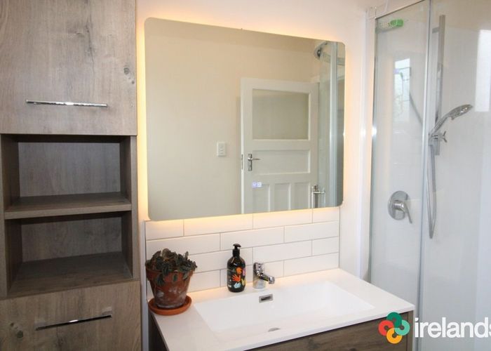  at 166 MacKenzie Avenue, Woolston, Christchurch City, Canterbury