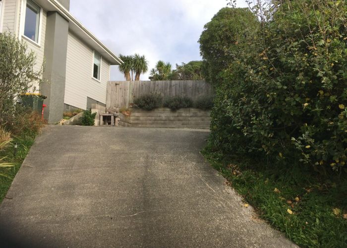  at 39  Hiwi Crescent, Titahi Bay, Porirua, Wellington