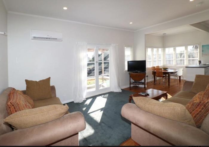  at 94a Cook Street, Room E, Hamilton East, Hamilton, Waikato