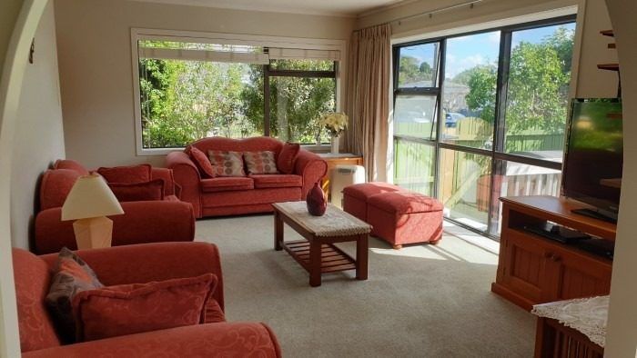  at 123a Chivalry Road, Glenfield, North Shore City, Auckland