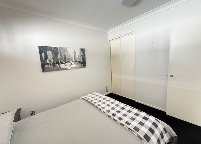  at 209/3 Morningside Drive, Morningside, Auckland City, Auckland