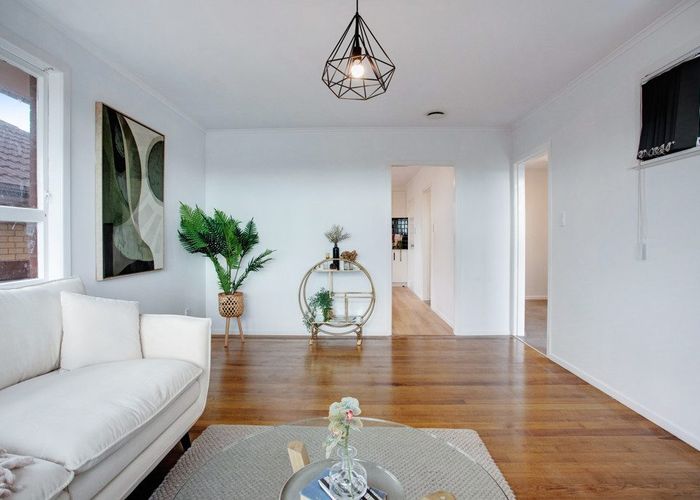  at 52 Hall Avenue, Mangere, Auckland
