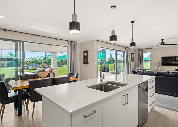  at 18 Jacks Lane, Tauranga