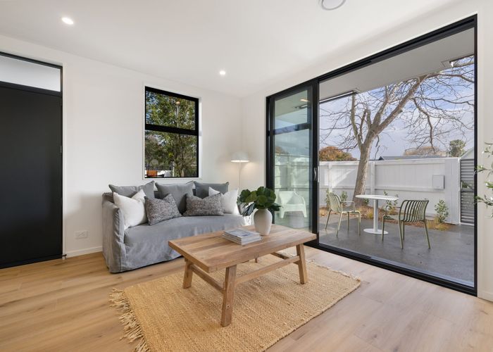  at 2/2 Courtenay Street, St. Albans, Christchurch City, Canterbury