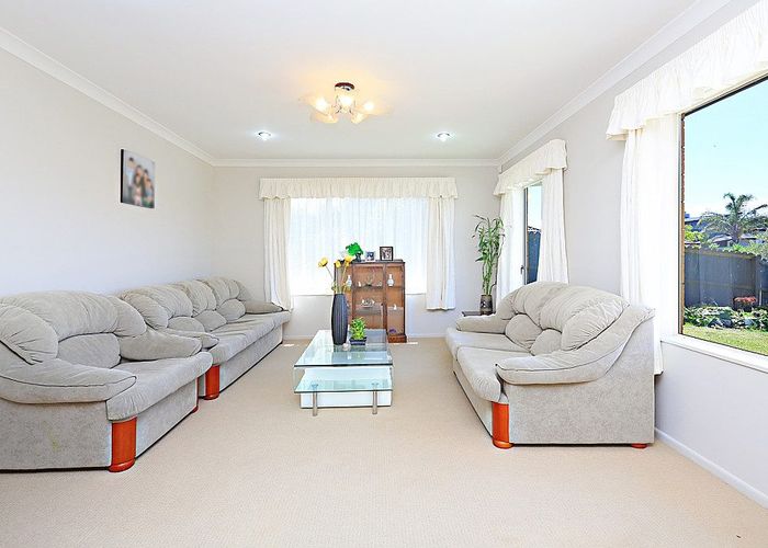  at 10 Reinheimer Place, Flat Bush, Manukau City, Auckland