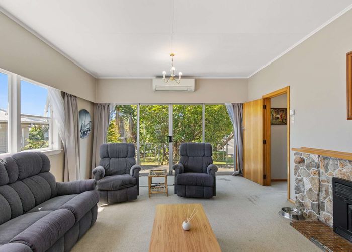  at 10 Leslie Avenue, Cloverlea, Palmerston North