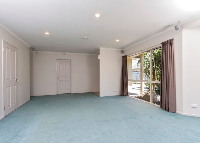  at 4/8 Saints Court, Manurewa, Manukau City, Auckland