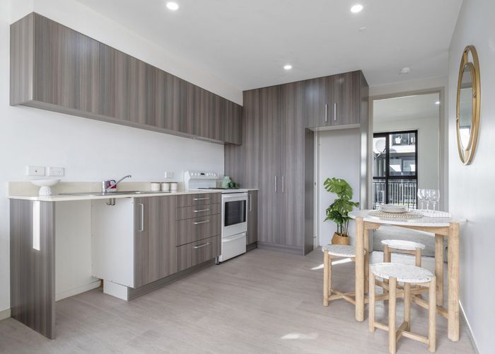  at 2/1902 Great North Road, Avondale, Auckland City, Auckland