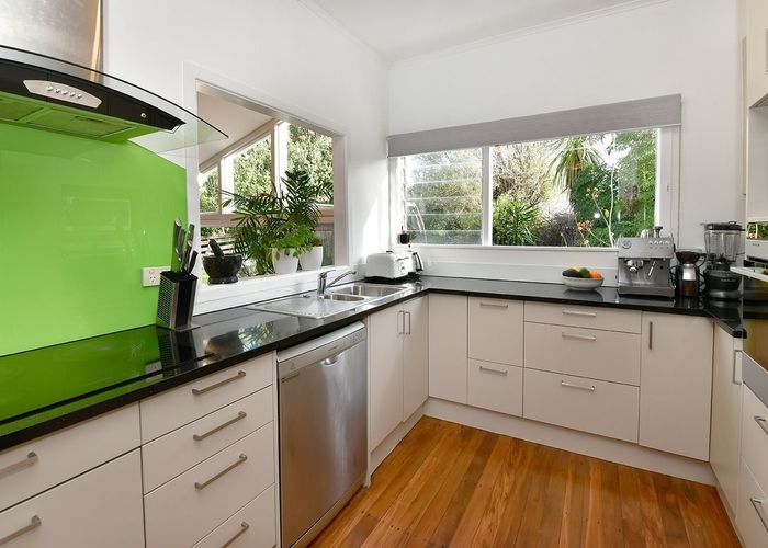  at 127 Awaroa Road, Helensville, Helensville