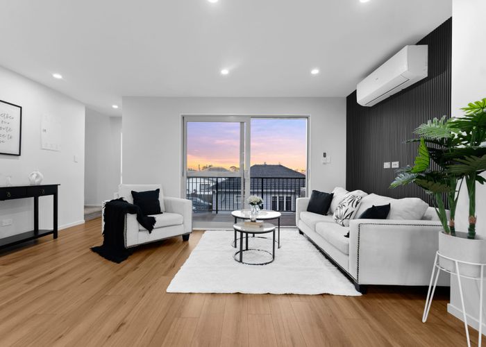  at 1-9 /8 Reeves Avenue, Papatoetoe, Manukau City, Auckland