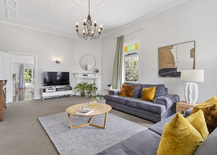  at 12 Springfield Road, Morningside, Auckland