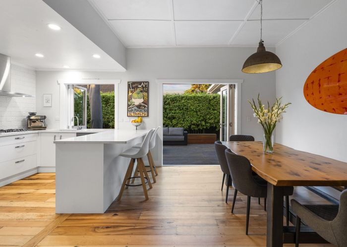  at 180A Rockfield Road, Penrose, Auckland