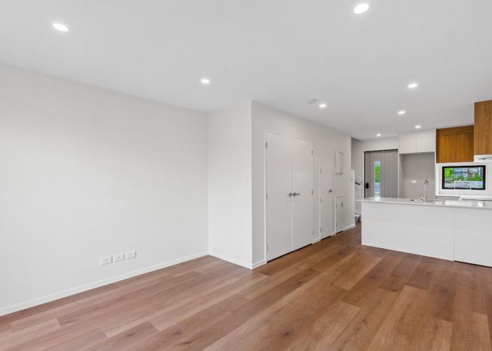  at 13 Selo Street, Glen Eden, Waitakere City, Auckland