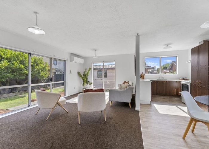  at 2/29 Brougham Street, Addington, Christchurch City, Canterbury