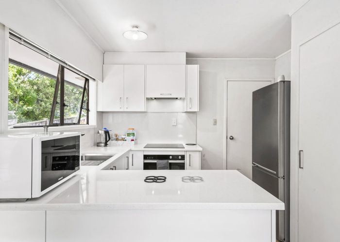  at 1/4 Tusac Place, Tōtara Vale, Auckland
