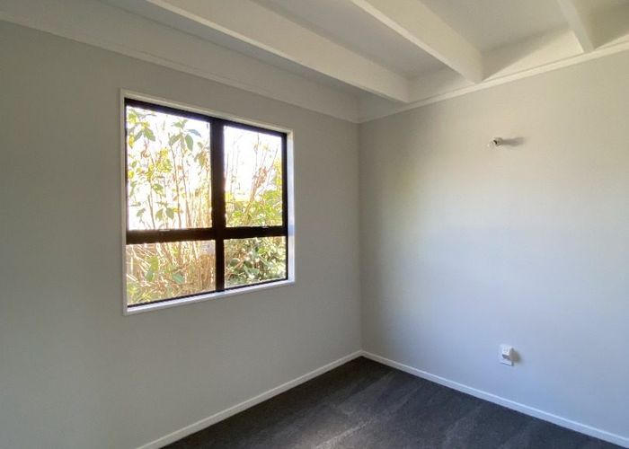  at 2/13 Eden View Road, Sandringham, Auckland City, Auckland