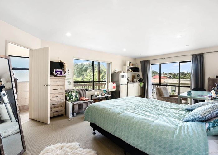  at 26A Woodstock Road, Forrest Hill, North Shore City, Auckland