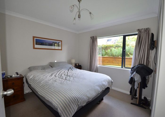  at 16 The Glade South, Pukekohe, Franklin, Auckland