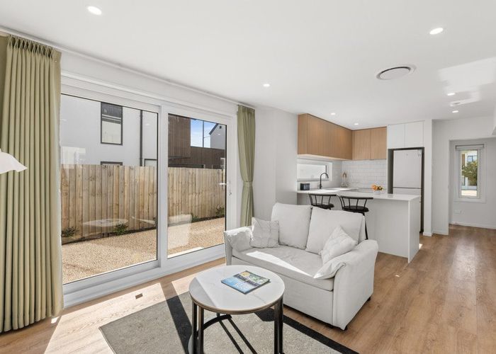  at 2/61 Waltham Road, Sydenham, Christchurch City, Canterbury