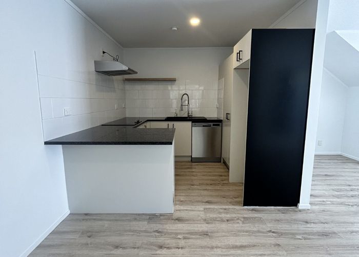  at 1/79i Rangatira Road, Beach Haven, North Shore City, Auckland