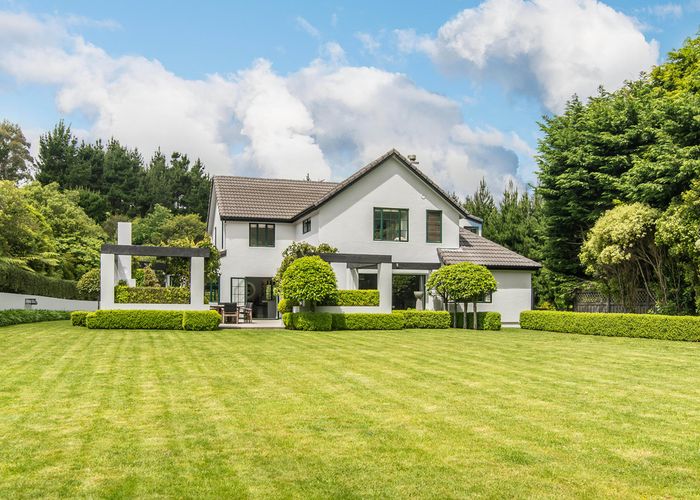  at 71 Woodburn Drive, Takapu Valley, Wellington