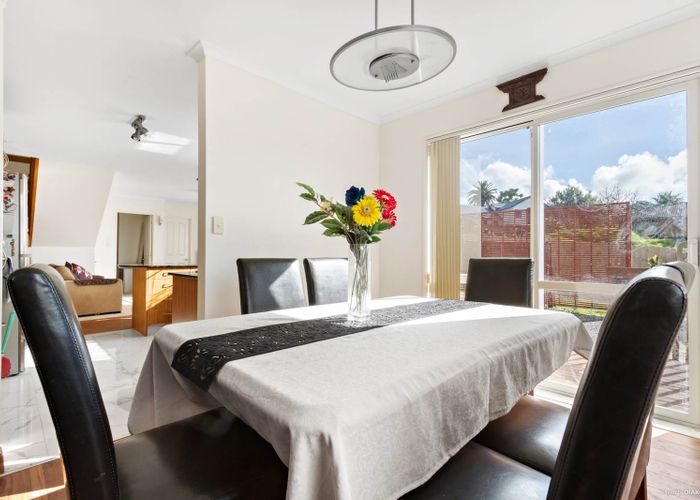  at 41 San Valentino Drive, Henderson, Auckland