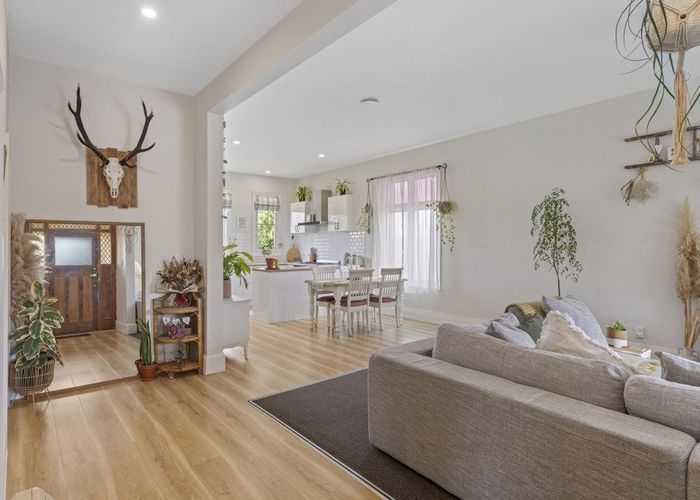  at 24 Leitch Street, Somerfield, Christchurch City, Canterbury