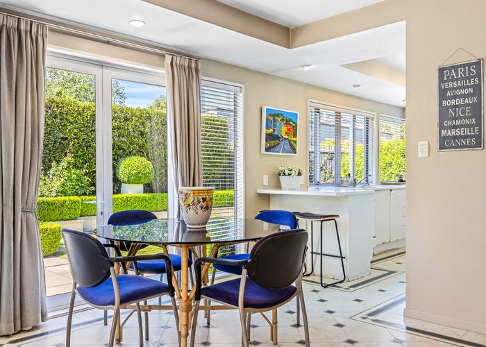  at 10A Harrods Court, Fendalton, Christchurch City, Canterbury