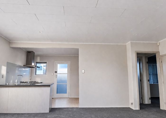  at 4/8 Maunu Road, Papatoetoe, Manukau City, Auckland