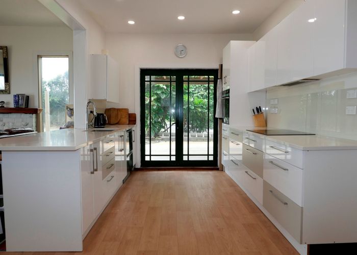  at 52 The Esplanade, Raumati South, Kapiti Coast, Wellington