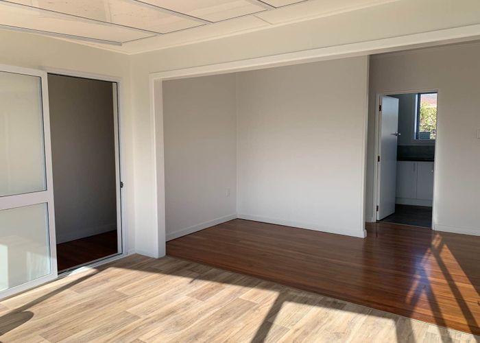  at 23 Oakdale Road, Mount Roskill, Auckland City, Auckland