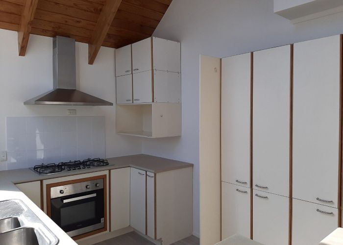  at 2/102A Marua Rd, Ellerslie, Auckland City, Auckland