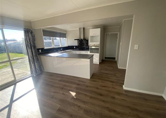  at 6 Croall Crescent, Saint Andrews, Hamilton, Waikato