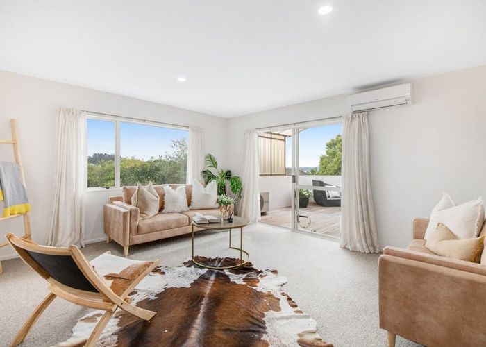  at 12 Mandeville Place, Unsworth Heights, Auckland
