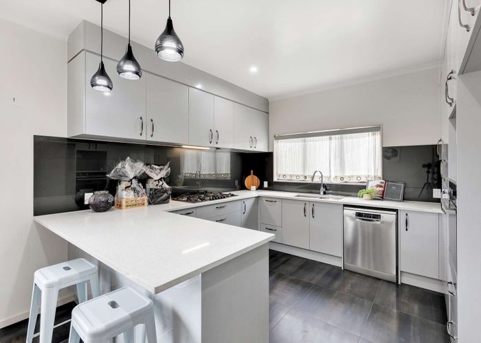  at 7A Woodvale, Glen Eden, Waitakere City, Auckland